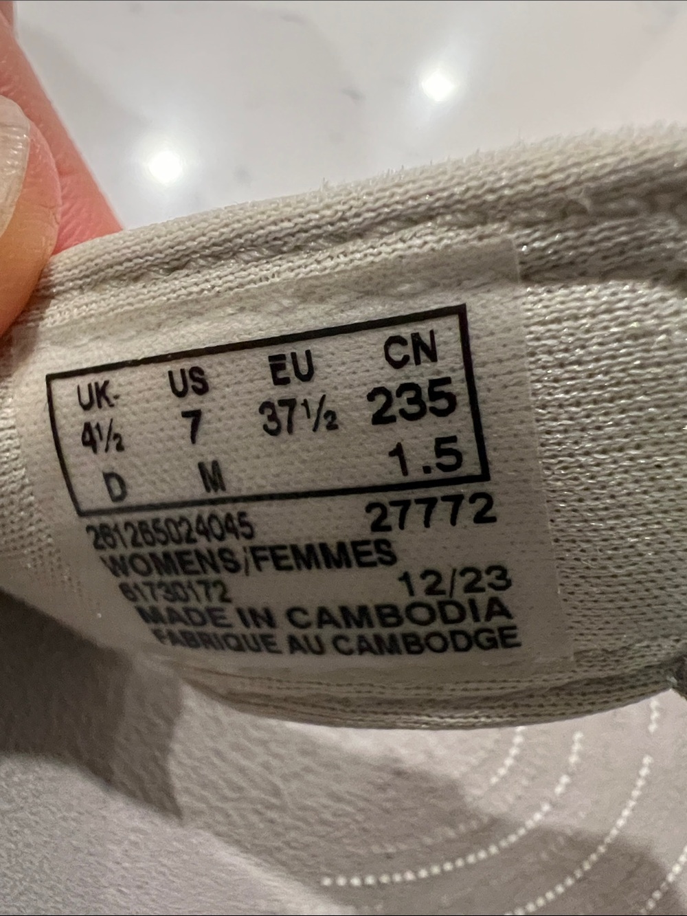 Clarks Cloudstepper women’s thong slip on sandals, size 7 - Picture 2 of 16